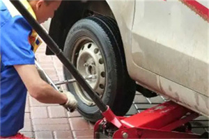 皇姑区附近拖车24小时服务热线电话